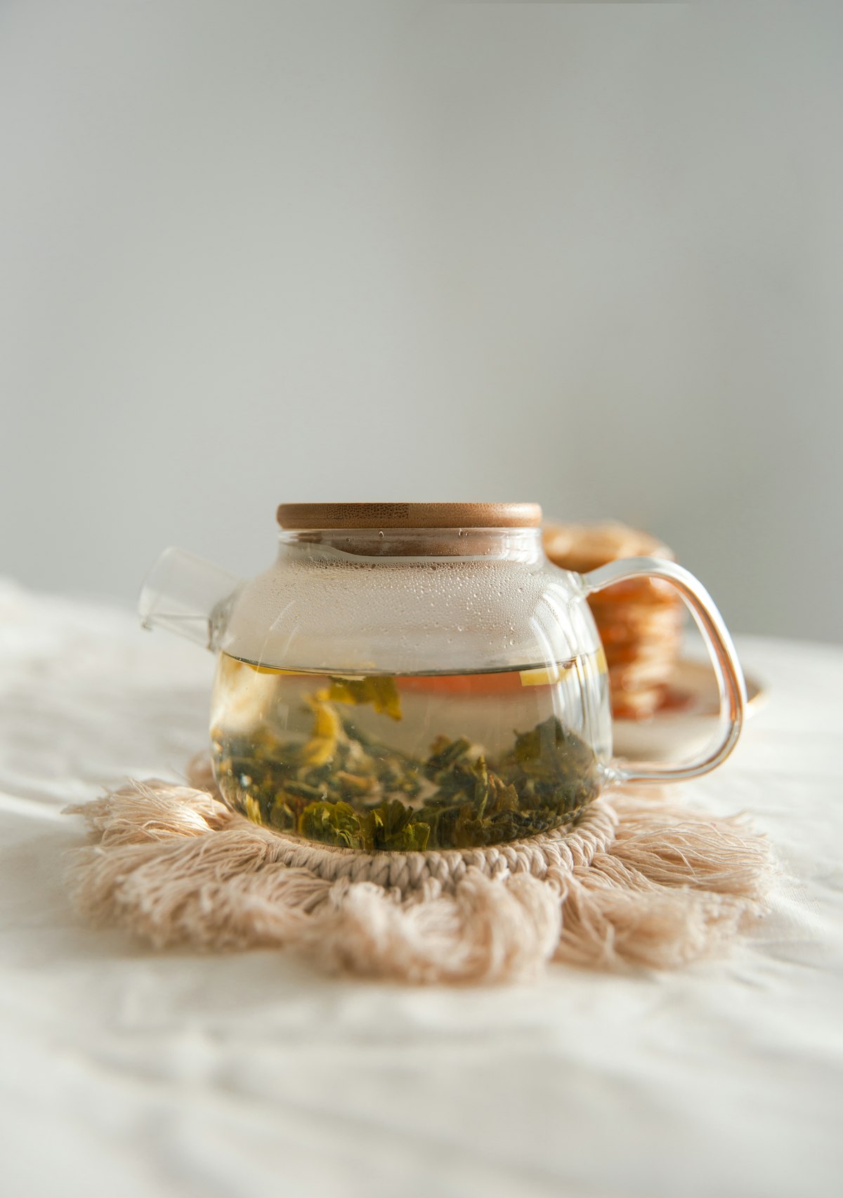 Plantes médicinales à Saint-Denis : entre tradition réunionnaise et rigueur officinale